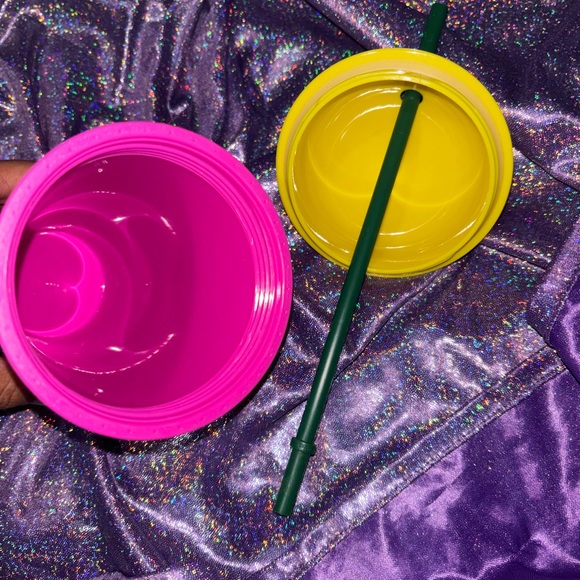 Starbucks kids Frappuccino Bubble Dome Tumbler - Picture 5 of 5